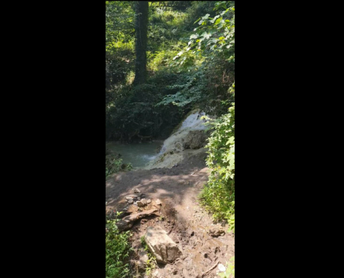 ویدیو ارسالی از خانم حمیده از آبشار اسکلیم